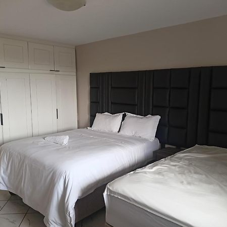 Early Riser Hotel เอซูลวินิ ภายนอก รูปภาพ