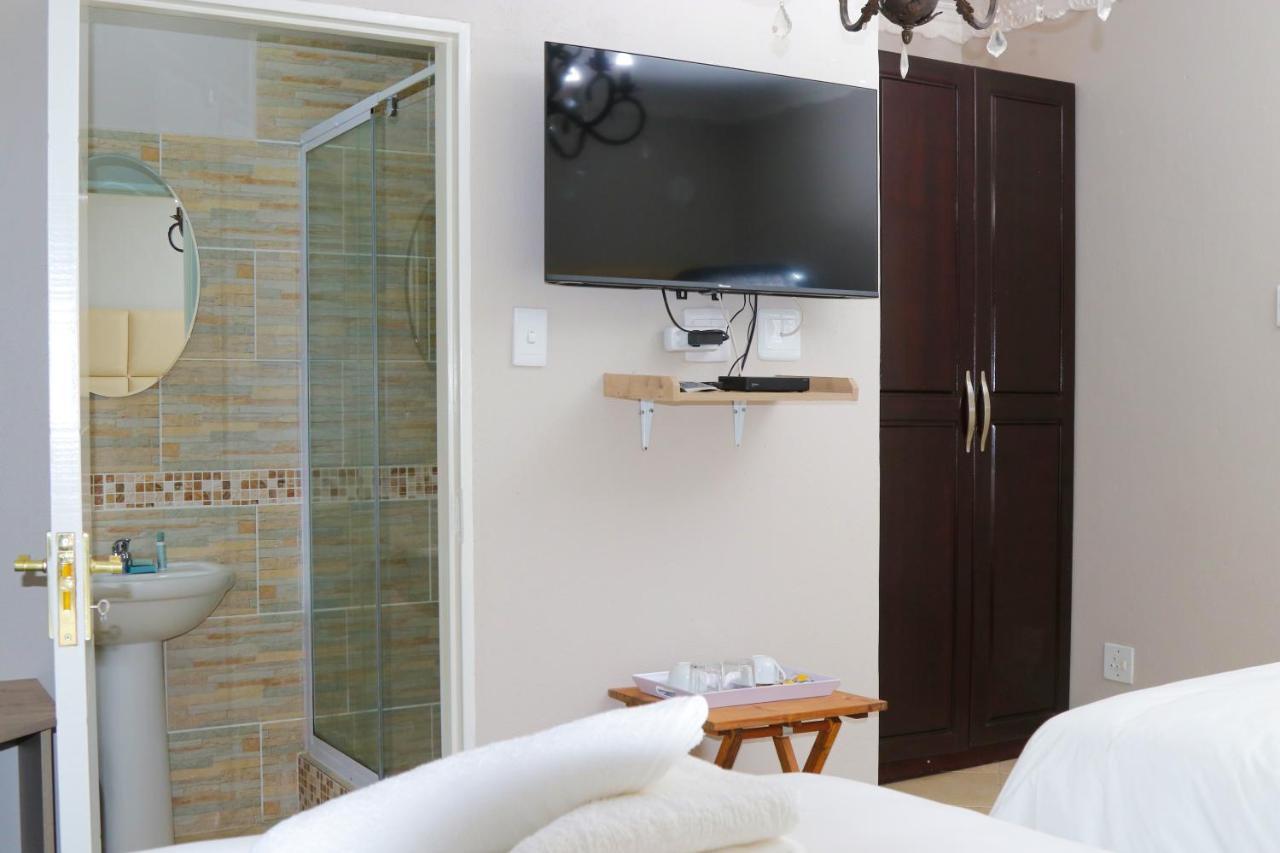 Early Riser Hotel เอซูลวินิ ภายนอก รูปภาพ