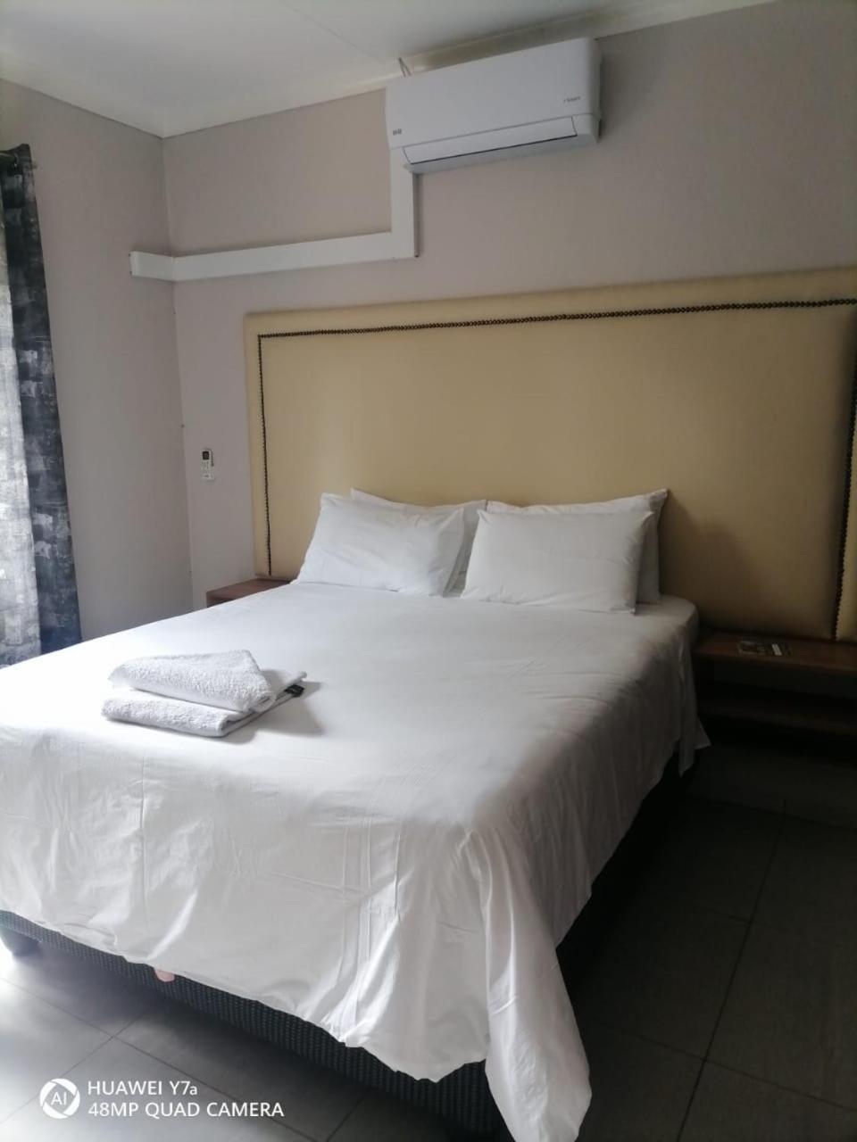 Early Riser Hotel เอซูลวินิ ภายนอก รูปภาพ