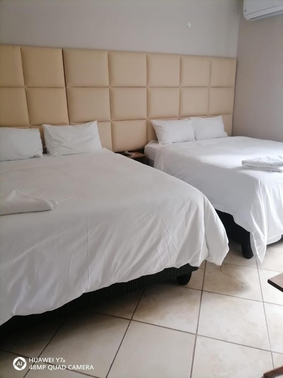 Early Riser Hotel เอซูลวินิ ภายนอก รูปภาพ